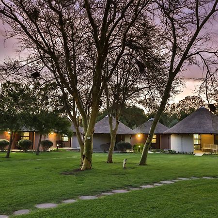 Protea Hotel By Marriott Oudtshoorn Riempie Estate Eksteriør bilde