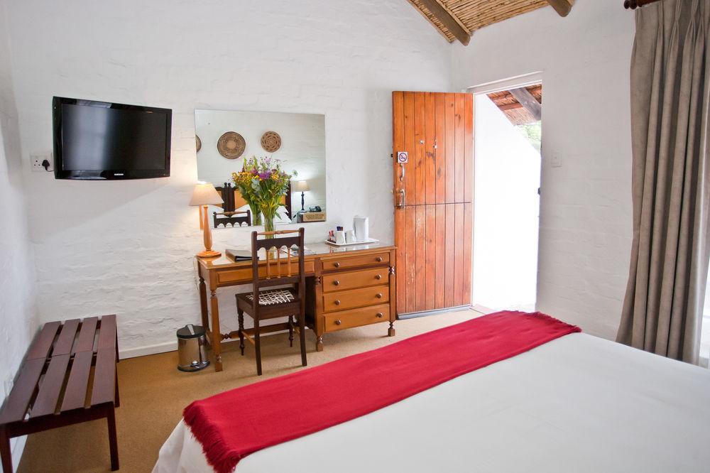 Protea Hotel By Marriott Oudtshoorn Riempie Estate Eksteriør bilde