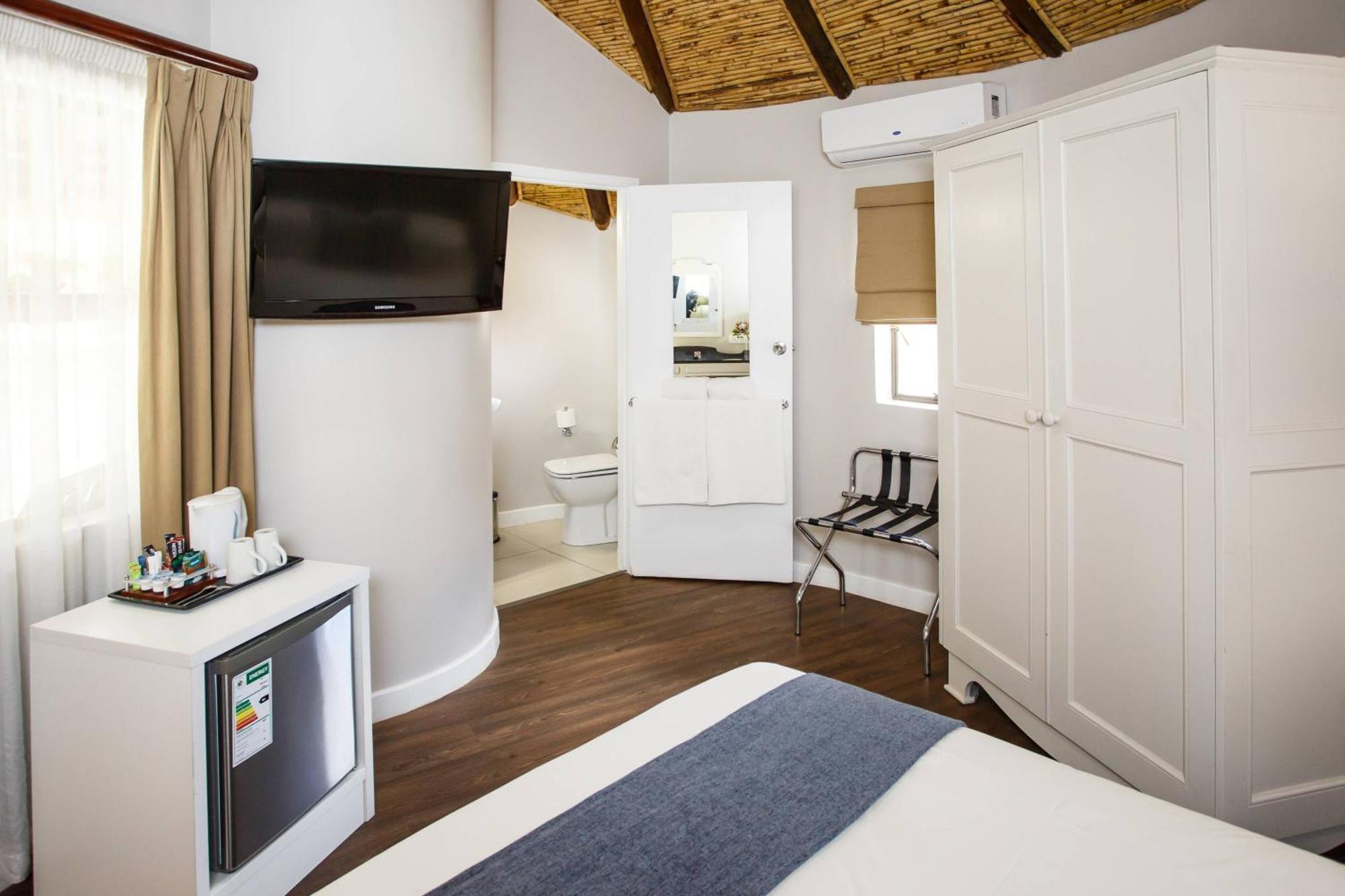 Protea Hotel By Marriott Oudtshoorn Riempie Estate Eksteriør bilde